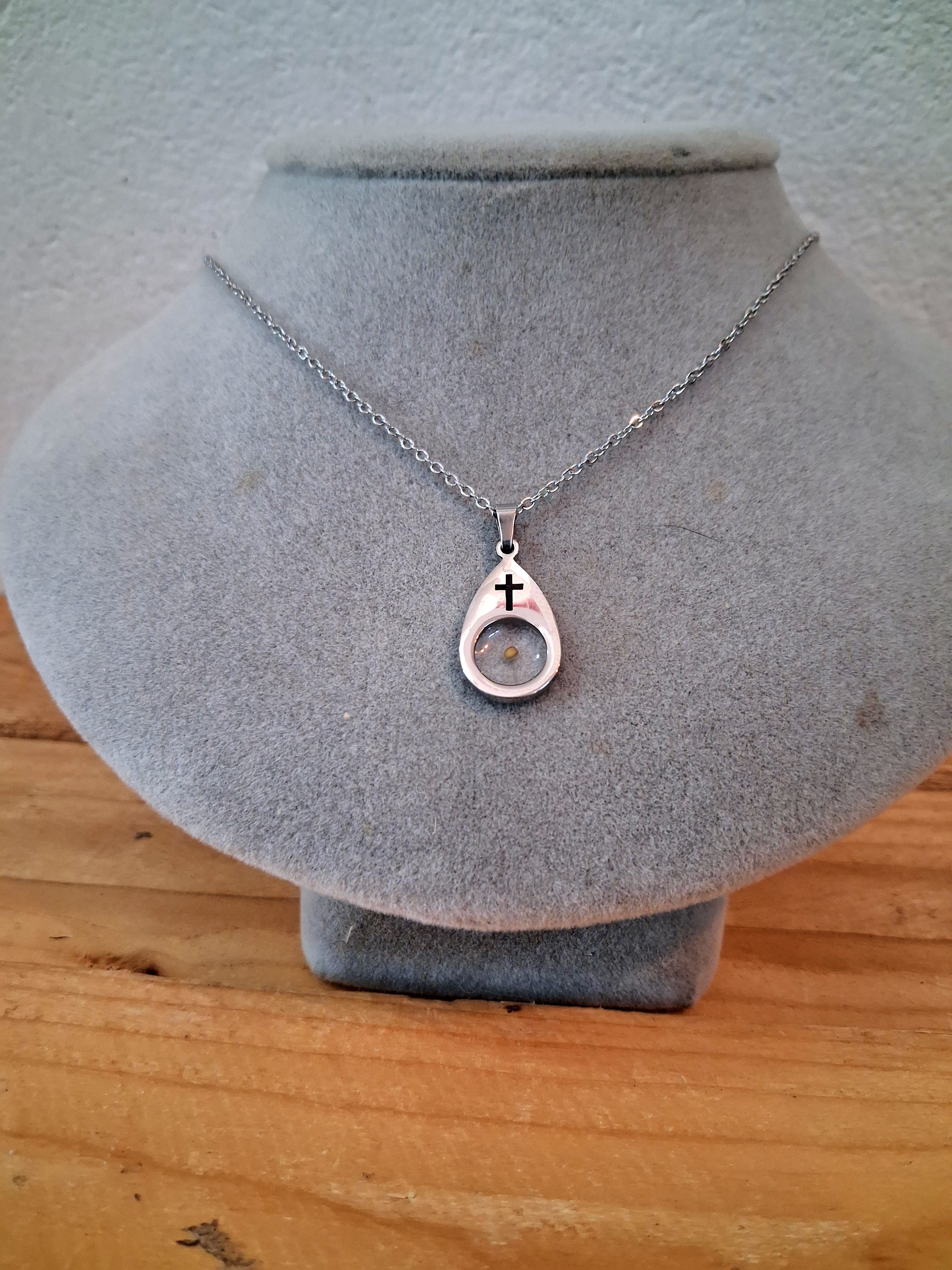 Mustard seed pendant